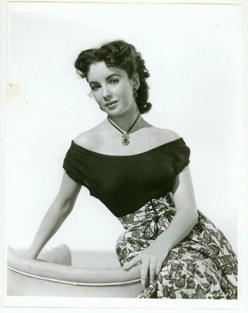 XXX fitesorko:Elizabeth Taylor    photo