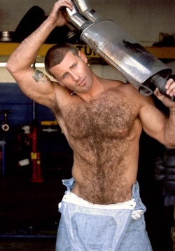 redhotbearsd:He wouldn’t be able to muffle the sounds I’d make when he slides into my undercarriage with his exhaust pipe!