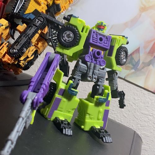 I’ve always wanted #hightower the most of the #universe #constructicons. Look at that head deco! Sti