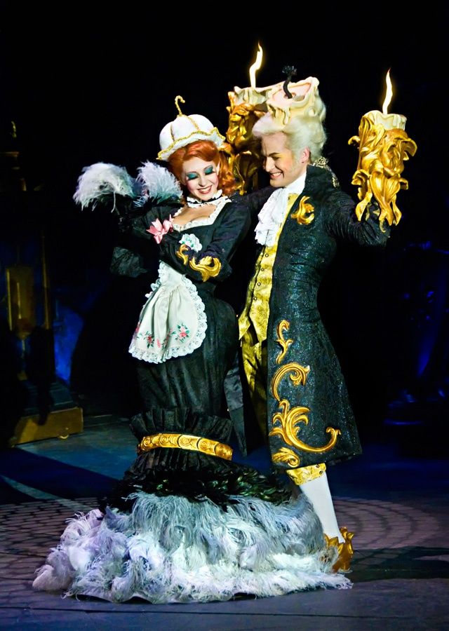 Lumiere costume 2024