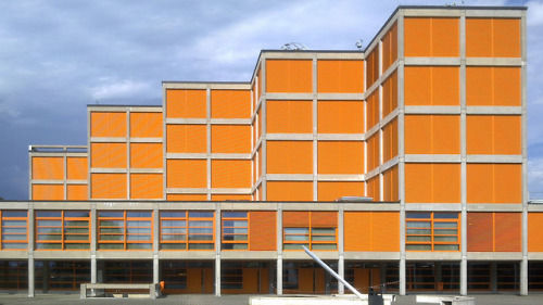 germanpostwarmodern: Former École d'Ingénieurs de l'Etat de Vaud (1966-75) in Yverdon, Switzerland, by Claude Paillard with Robert Bass & Gilbert Charrot.