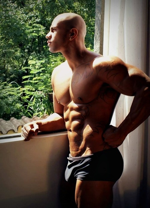 beautifulblackmenfromphilly:  http://beautifulblackmenfromphilly.tumblr.com/
