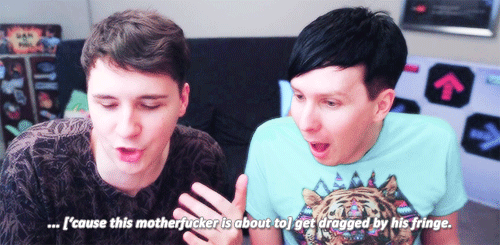 clotpolesandswans:things i didn’t know i needed: phil mouthing along to dan’s diss track