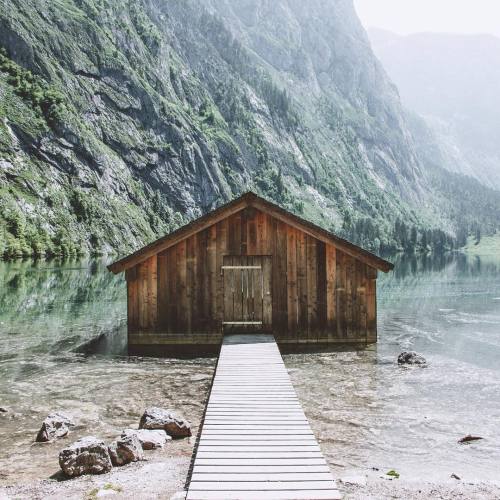 landscape-photo-graphy:  15-Year-Old Boy Captures Stunning Landscape PhotographyFifteen-year old Jannik Obenhoff captures outstandingly beautiful landscape scenes of the German terrain in his spare time. Following a traditional style, Obenhoff’s compositi