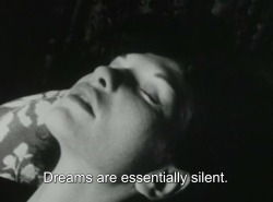 easymomentsandobsession:  Meshes of the Afternoon (1943), dir. Maya Deren