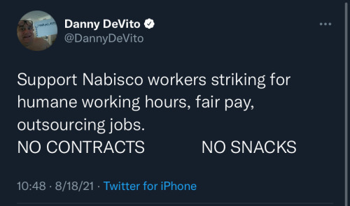hotvampireadjacent:danny devito posted in support of striking workers and twitter took away his veri