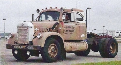 1959 D-T 831 with a Hall-Scott gas engine www.CDLhunter.com #truckporn #dieselpower #truckstop #dies