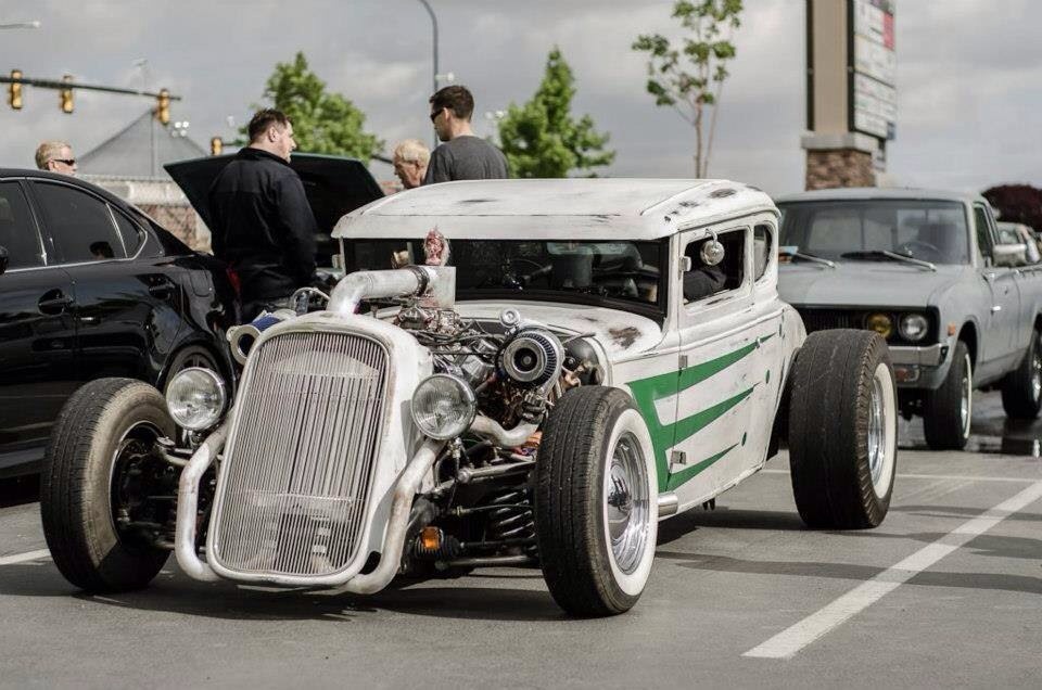HOT RODZ & PINUPS