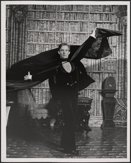 merelygifted:Jeremy Brett as Edward Gorey’s Dracula, 1977famous-x-monsters.blogspot.com