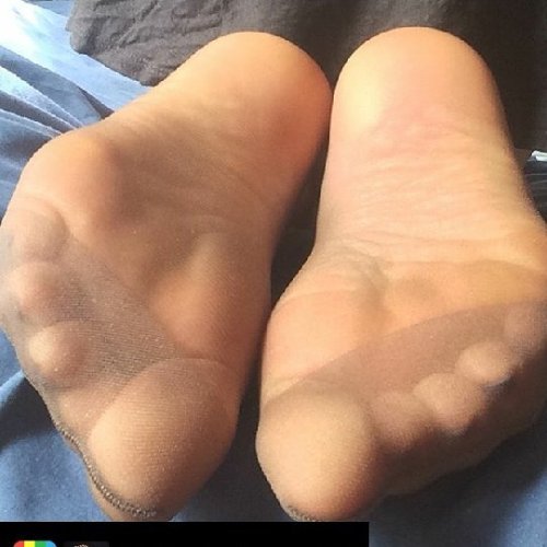 I love her tickle, tickle @littlefeet45 ,#pantyhosefetish ,#pantyhose ,#ticklishfeet ,#ticklefetish 