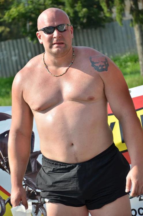 doncastergit:  bigblokes:  Czech Muscle Man  Czech him out! 