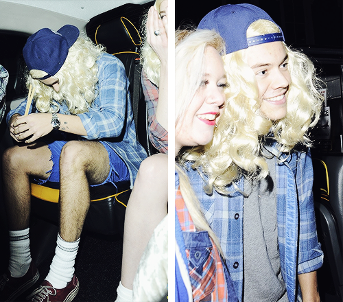 babymeetsevil:  Harry Styles goes incognito in a platinum blonde wig while leaving