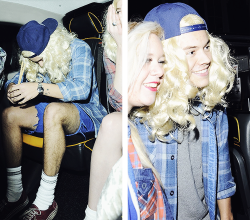 Babymeetsevil:  Harry Styles Goes Incognito In A Platinum Blonde Wig While Leaving