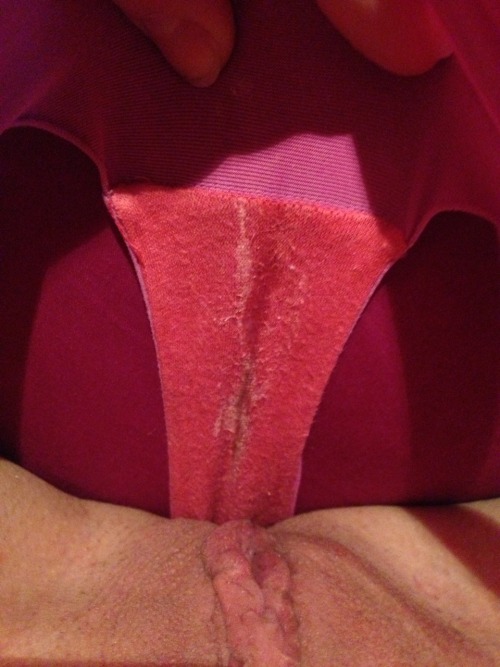 little-fuckbunny:  Such a messy little bunny 🙈
