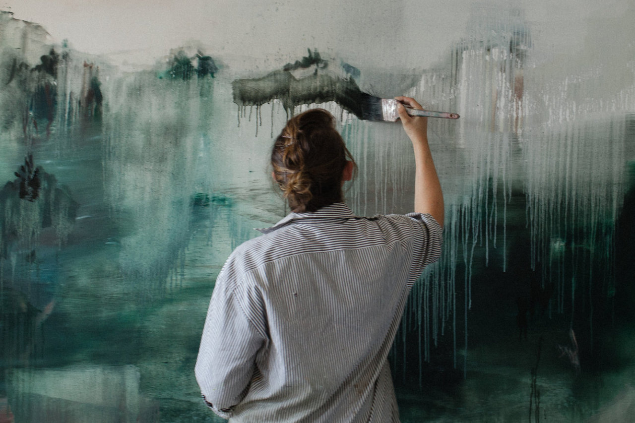 thesoutherly:Artist Emma Fineman by Harry Glazier