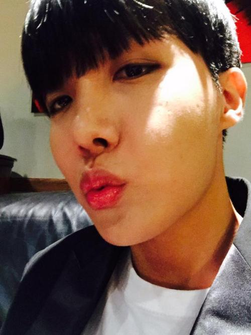 150719 J-Hope’s tweet고마워요 댈러스 ~ http://t.co/p2NShtFUlHThank you Dallas ~ Trans cr; yumi @ bts-trans©