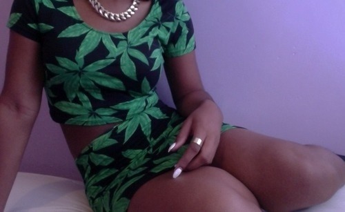 flyestfemales:  flyestfemales 