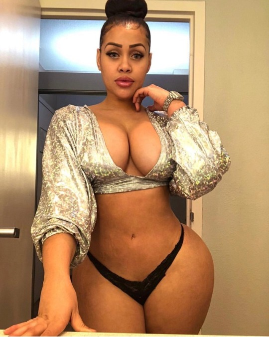evans601:  Roxsana Alpha @toyboxdollz 
