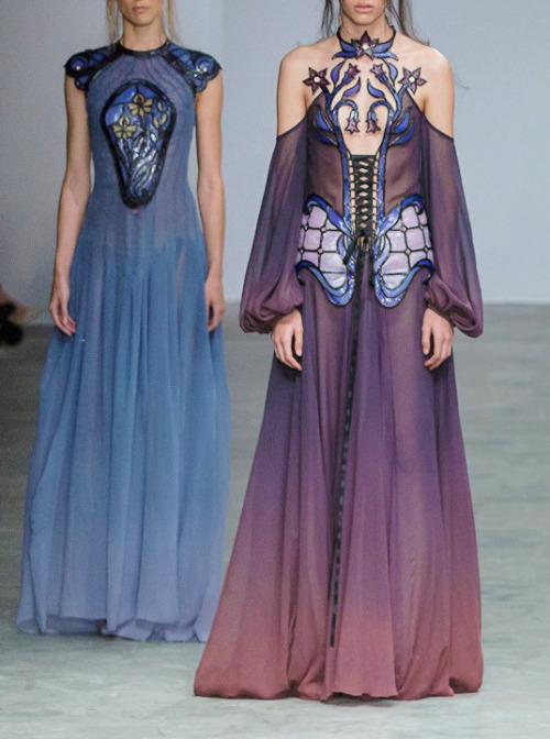 pendragyn:chandelyer:Linda Friesen “Twilight” collection ok i almost never post fashion 