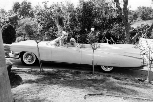 Jayne Mansfield / and her 1959 Cadillac Eldorado Biarritz.
