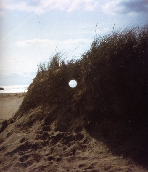 grupaok: Nancy Holt, Views Through a Sand Dune, Narragansett Beach, Rhode Island, 1972