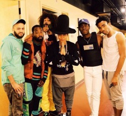 jadoremissdior:  Overdoz | Badu | Gambino