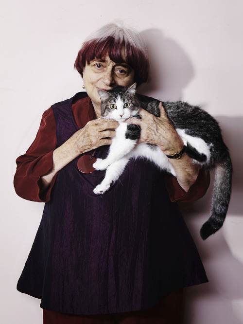 androphilia:Agnès Varda &amp; Nini photographed by Roberto Frankenberg, 2014“This i