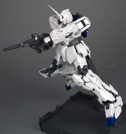 gunjap:  PG 1/60 RX-0 Unicorn Gundam: Work