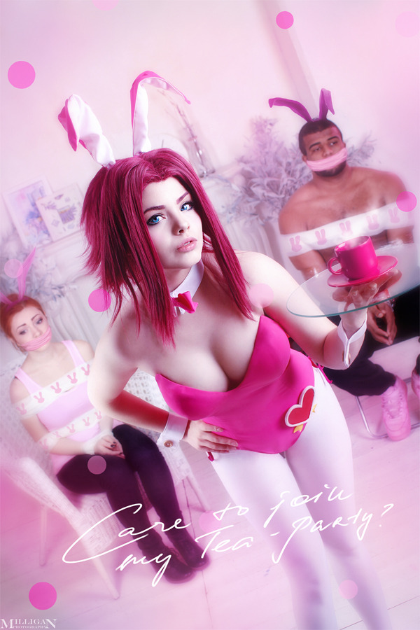 Source : http://sexykosplay.tumblr.com/
