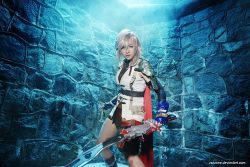 Cosplay-Gamers:  Final Fantasy Xiii - Lightning Cosplay By Rainer Photography By