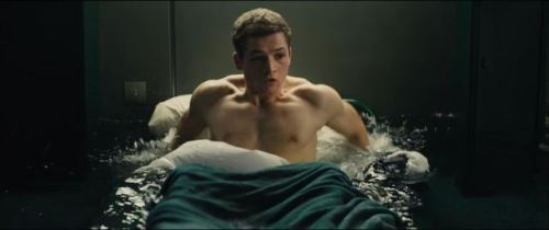 shirtlessthomas:  Taron Egerton and Edward Holcroft shirtless in Kingsman: The Secret Service