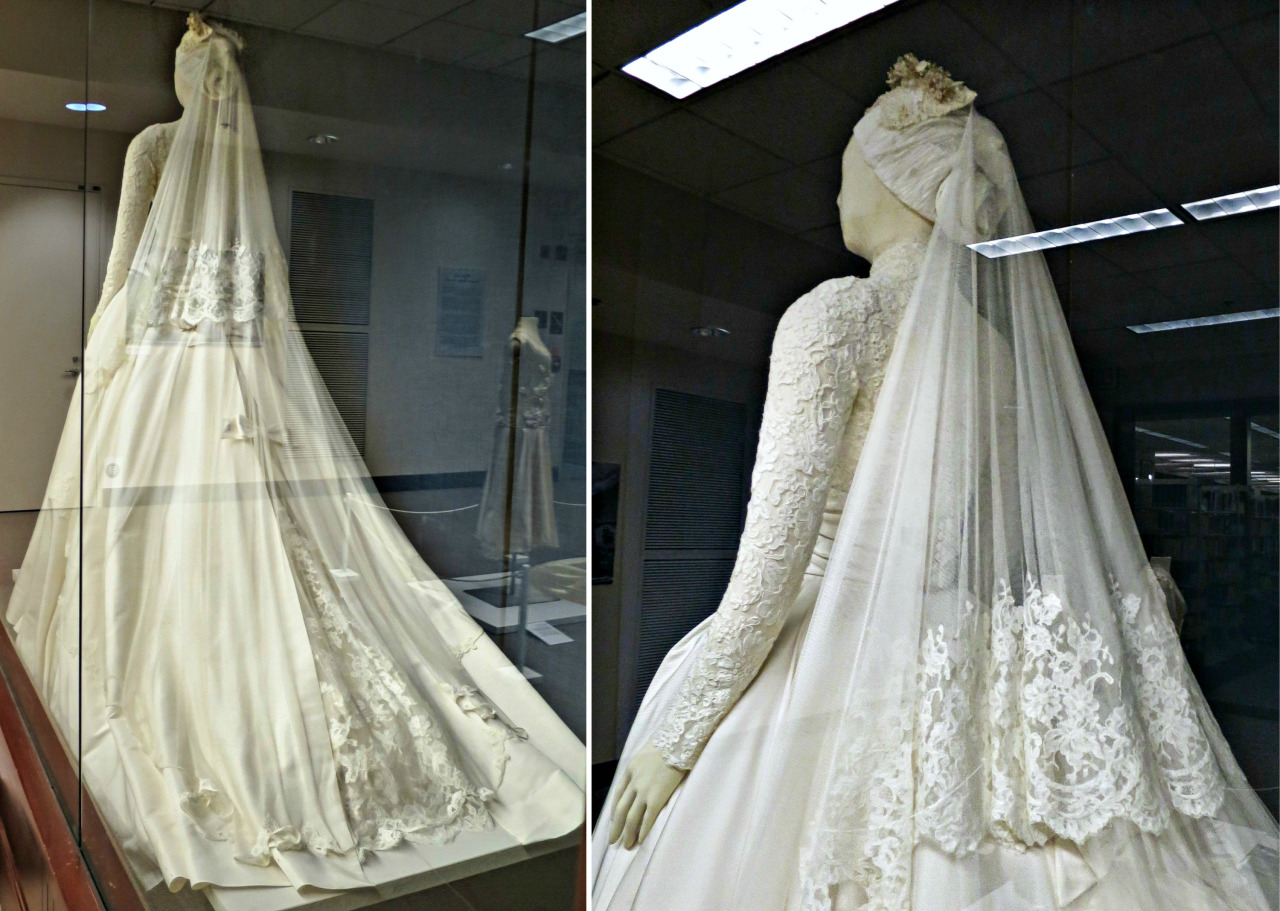 Grace Kelly Wedding Dress Replica