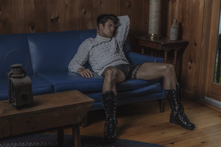 rufskin:EIAN SCULLY from SOUL ARTIST MANAGEMENT in RUFSKIN by HAROL BAEZ for OUT