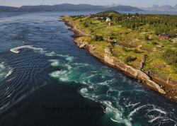 sixpenceee:  Saltstraumen is the world’s