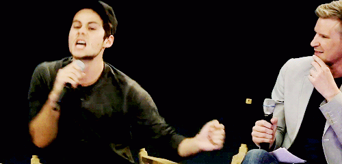 themazerunnerdaily:  The Maze Runner Countdown | 18 days to go   ↳ Dylan’s running style  