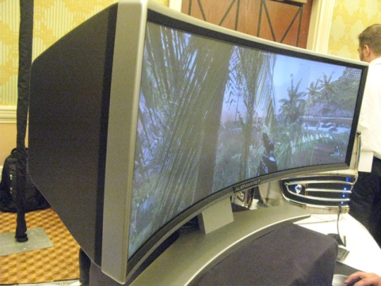 squided:  aflo:sindri42:junedaves:  junedaves: ALSKSJSKALSK SO APPARENTLY ALIENWARE MADE A PROTOTYPE ULTRAWIDE CRT IN 2008 C H O N K   Looking at those vents I can only assume that this thing sounds like an airliner taking off and can be used to heat