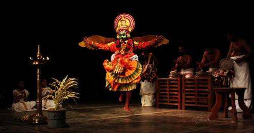 Garuda, Koodiyattam dance drama, Kerala, photo by Jayraj T. P.