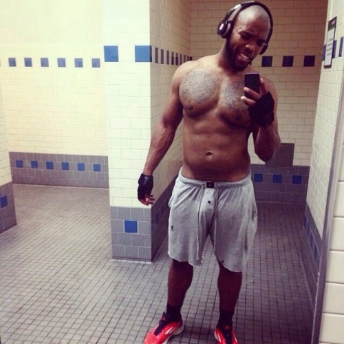 jariuswilliams: Bulge never looked so good!