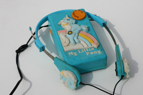 glittervajayjayy: my little pony radio by el_rebelde on Flickr.