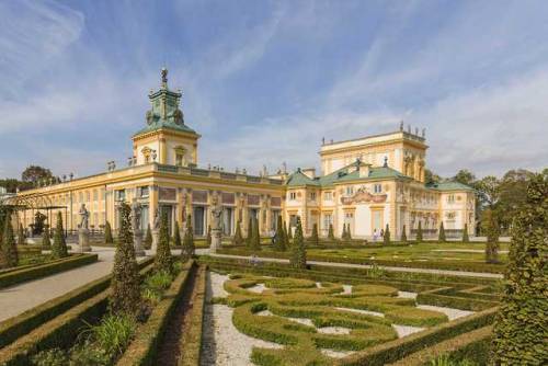 livesunique: Wilanów Palace, Wilanów district, Warsaw, Poland,Photography: Filip Kwiat