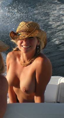 Shytsidun:  Boating Nude Is A Blast  Nude Boating.  All Right.