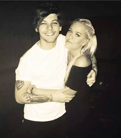 Louis and Lottie are siblings goals