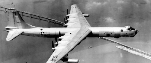 redarmyscreaming:  The Convair B-36 “Peacemaker” is a strategic bomber built by  Convair and operated by the United States Air Force from 1949 to 1959.  The B-36 is the largest mass-produced piston-engined aircraft ever  built.