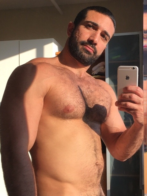 Follow my two hairy men blogs:http://sambrcln.tumblr.comhttp://hairysex.tumblr.com