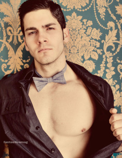 God I love a man in a bowtie. Especially if that is ALL they are wearing. Submit a picture wear a bowtie&hellip; and ONLY a bowtie. ;)