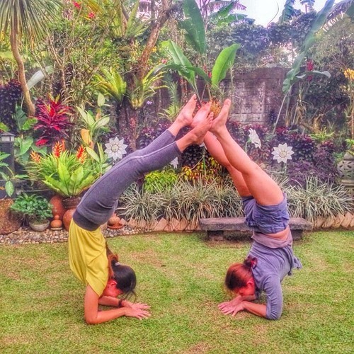 fatmamadoesyoga:Garden Yoga with @rcasiller ! It was a… fatmamadoesyoga:Garden Yoga with @rca