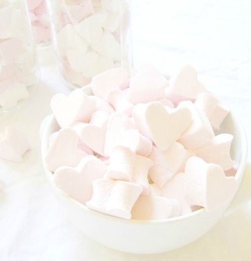 kawaiistomp:Strawberry Heart Marshmallows ~ (credit)(please do not delete the credit)