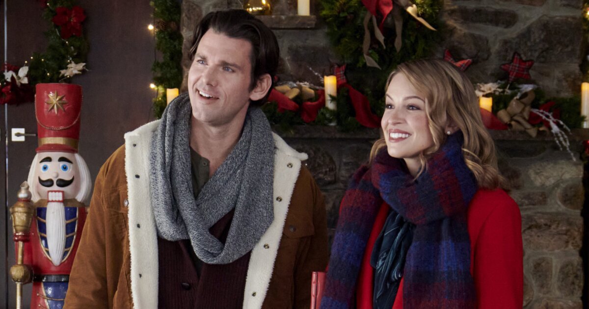 Ho! Ho! Holiday Viewing! — Breaking Down Hallmark's 2022 Christmas