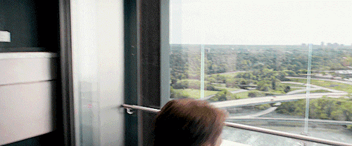 marveledits:Steve and Thor’s dramatic go-to exit strategy