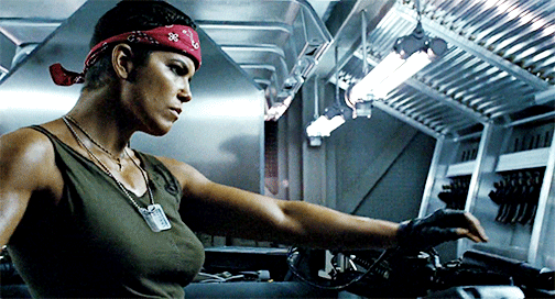 mostlymovies:  AliensDirected by James Cameron (1986)   